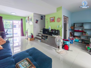 *****ทาวน์เฮ้าส์มือสองนนทบุรี ม.ไลโอ บลิสซ์ กาญจนาภิเษก-ชัยพฤกษ์ เนื้อที่ 17.6 ตร.ว. ฟังก์ชัน 3 ห้องนอน 2 ห้องน้ำ 1 ที่จอดรถ ทำเลดีเดินทางสะดวก เชื่อมต่อ ถ.กาญจนาภิเษก, ถ.รัตนาธิเบศร์ ใกล้รถไฟฟ้าสายสีม่วง "สถานีคลองบางไผ่"